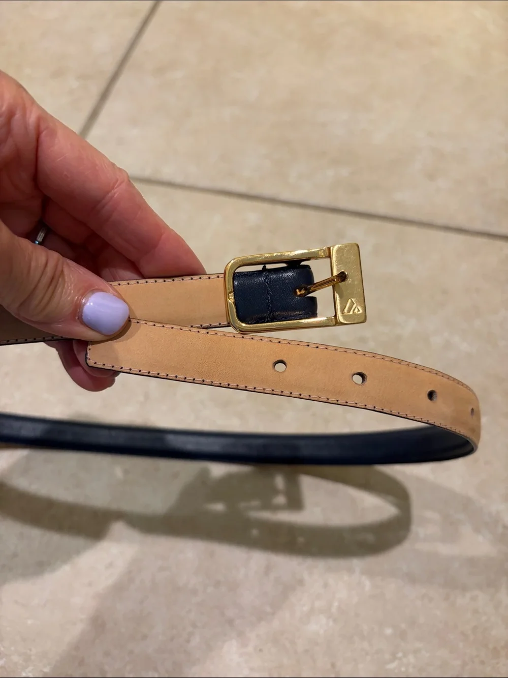 Liz Claiborne Like New Leather Navy Belt with Gold Buckle